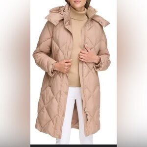 NWT DKNY Diamond Quilted Hooded Puffer Coat